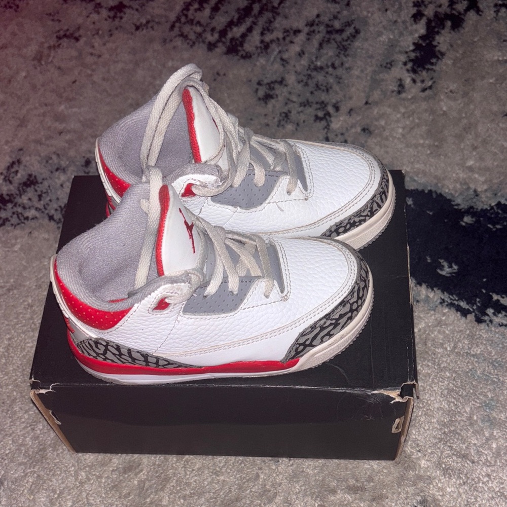 Jordan Retro 3 - Picture 2 of 6